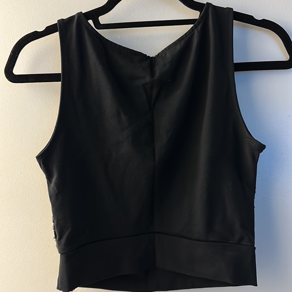 bebe Sequined Crop Top - Picture 4 of 5